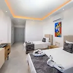 Taha Villa *