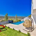 Taha Villa Kaş