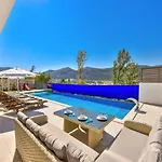 Taha Villa *