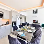 Taha Villa *